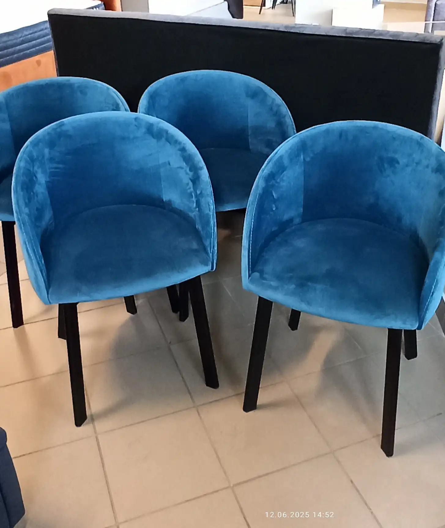 ZESTAW KRZESEŁ DIAMOND 4 szt.